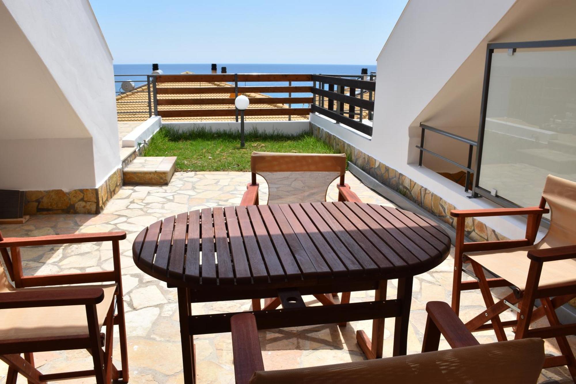 Aperanto House Paralia Loutsas Phòng bức ảnh