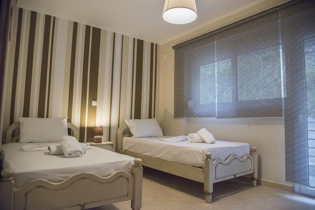 Aperanto House Paralia Loutsas Ngoại thất bức ảnh