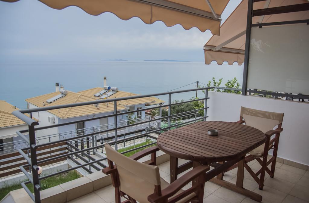 Aperanto House Paralia Loutsas Ngoại thất bức ảnh