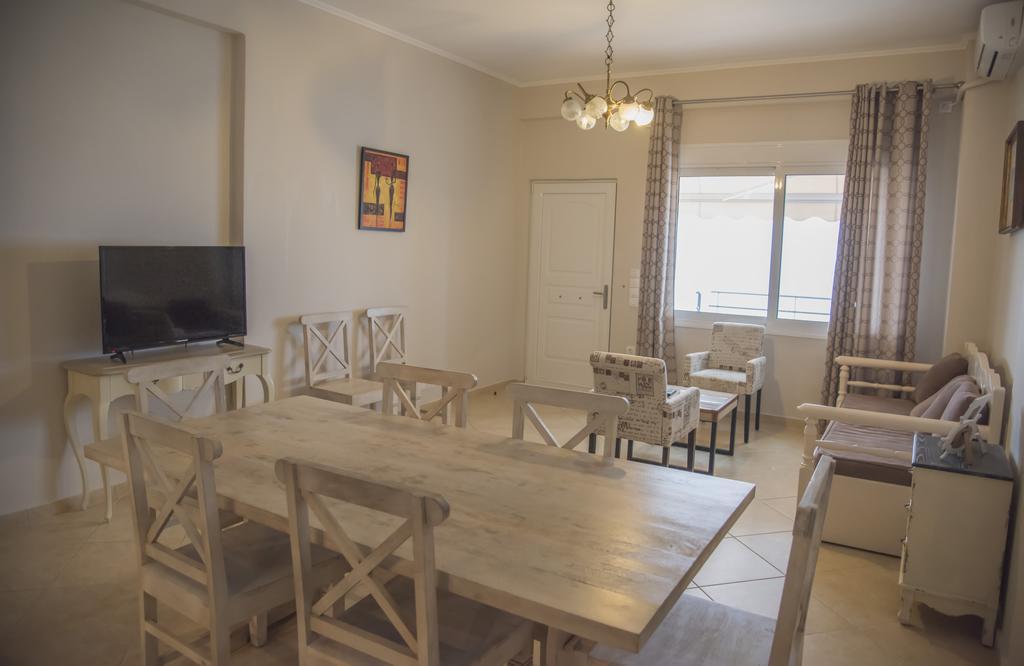 Aperanto House Paralia Loutsas Ngoại thất bức ảnh