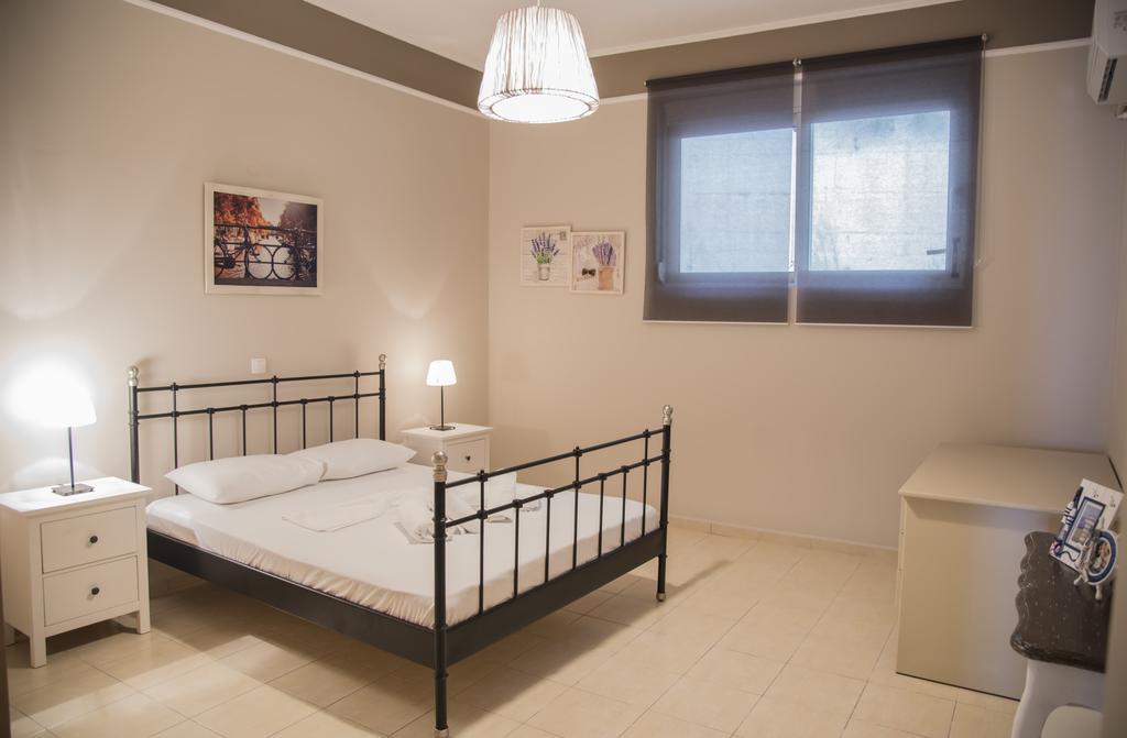 Aperanto House Paralia Loutsas Ngoại thất bức ảnh